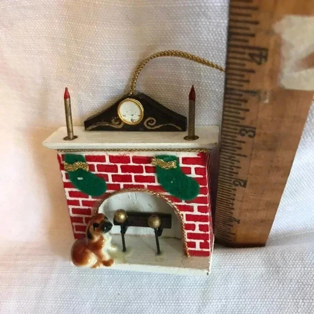 N/A christmas ornament